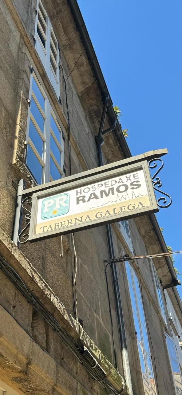 Hospedaje Ramos Сантьяго-де-Компостела Экстерьер фото